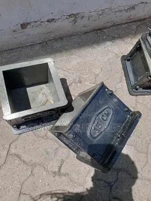 Solid Form/ Concrete Cube Moulds
