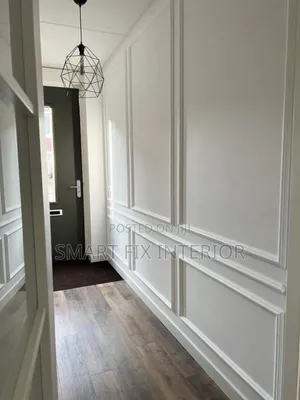 Wainscotings and Wall Decor