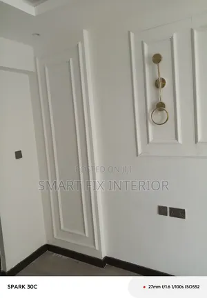Wainscotings and Wall Decor