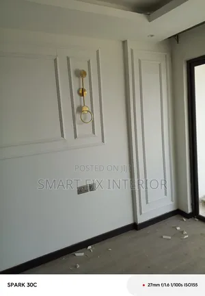 Wainscotings and Wall Decor