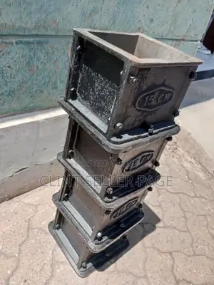 Cube Moulds/Cast Sure.