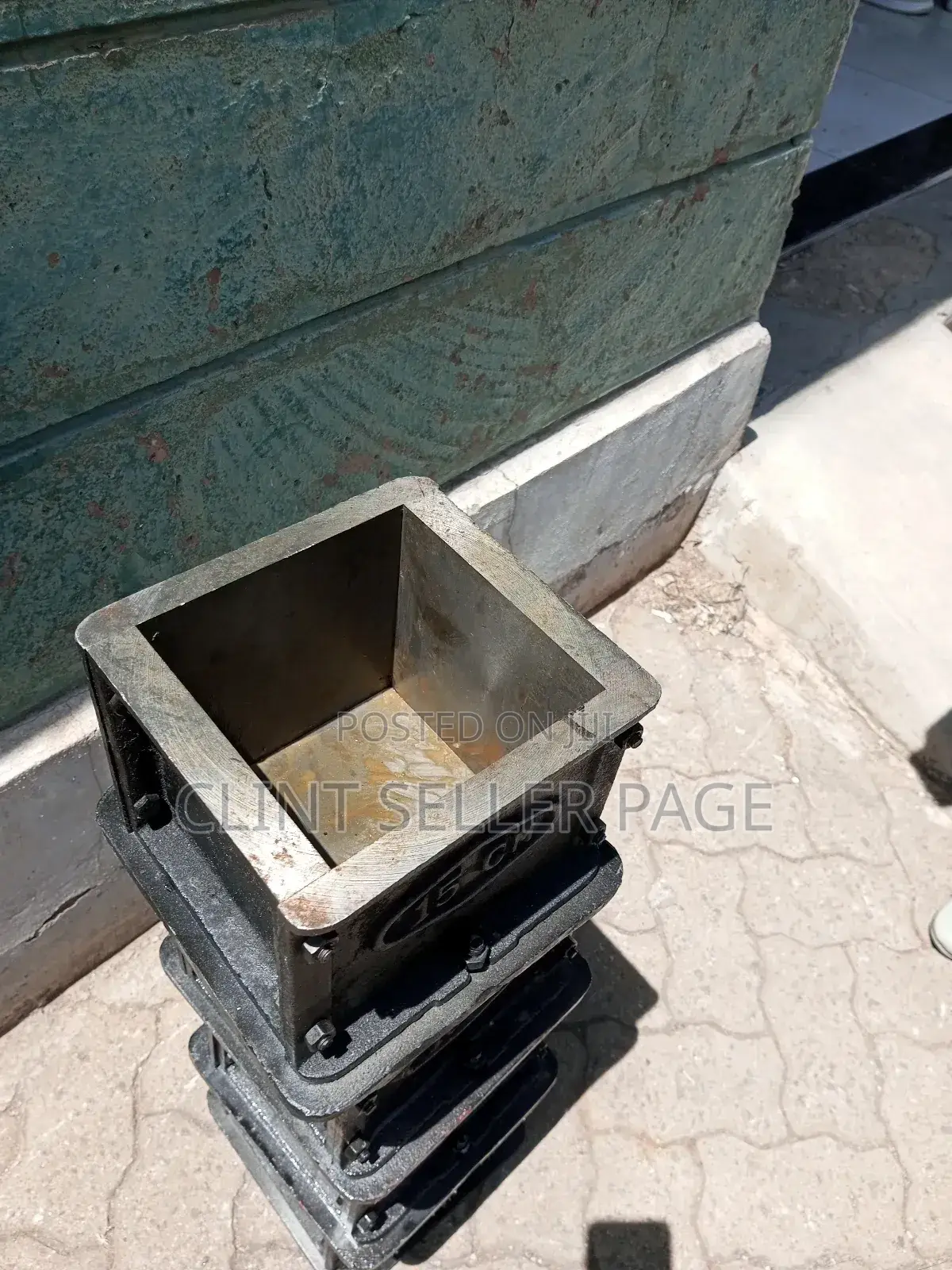 Concrete Cube Moulds/Cast Tite.