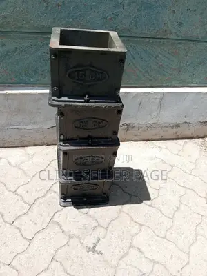 Cube Moulds/ Form Tough