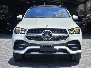 Mercedes-Benz GLE-Class GLE 400d 4MATIC 2021 Pearl