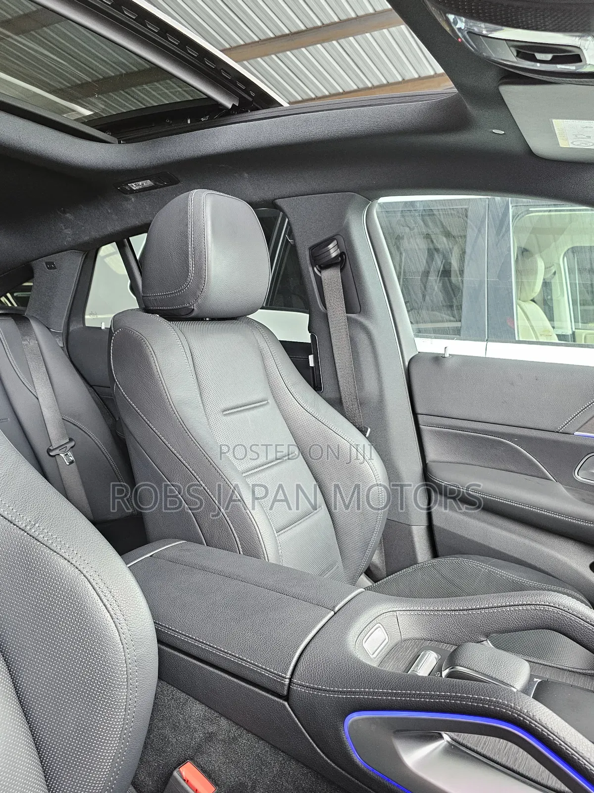 Mercedes-Benz GLE-Class GLE 400d 4MATIC 2021 Pearl