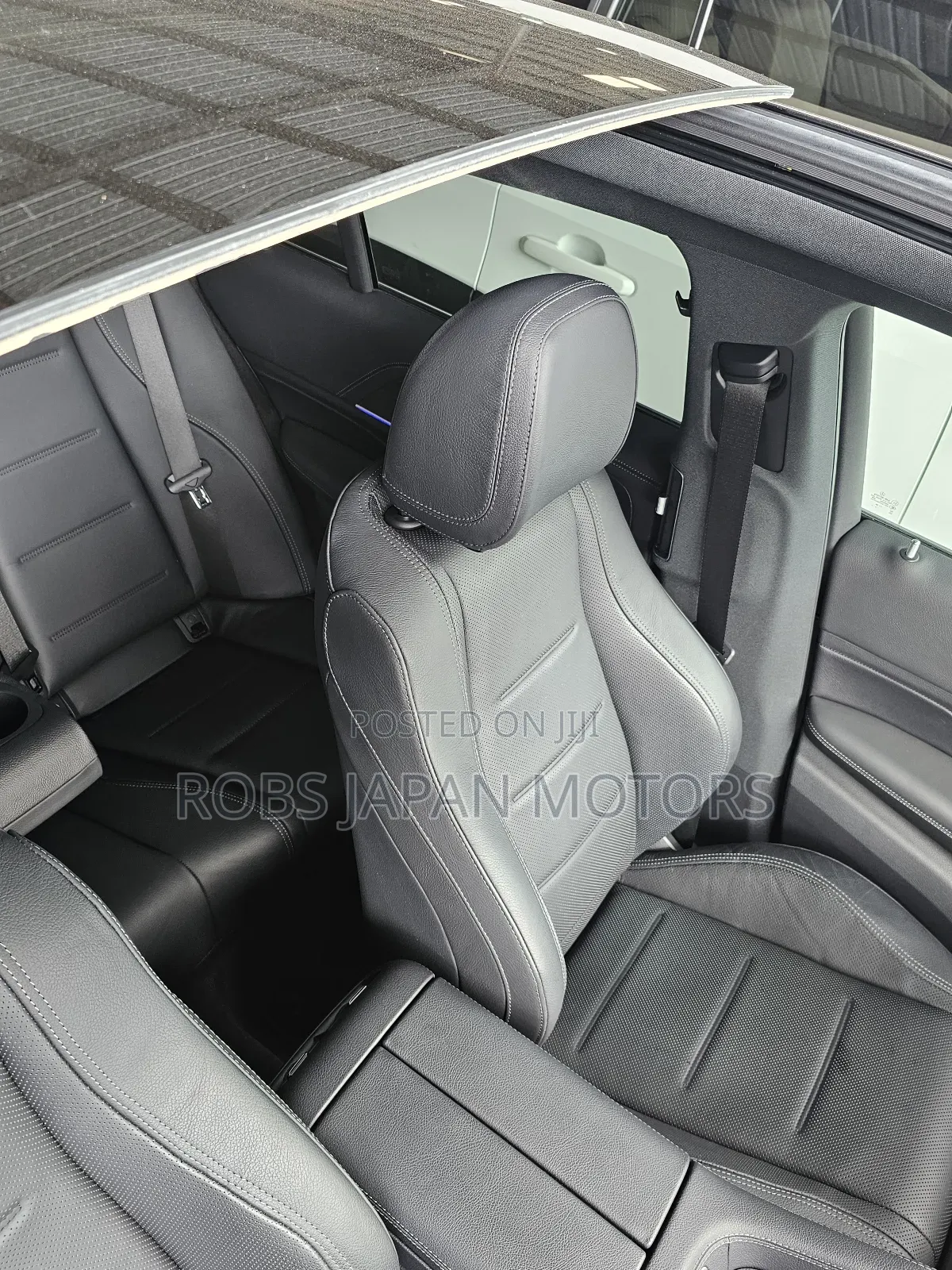 Mercedes-Benz GLE-Class GLE 400d 4MATIC 2021 Pearl