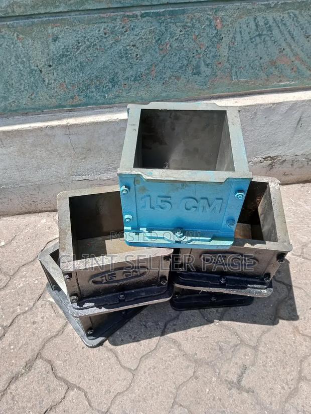 Cube Moulds/ Cast Max