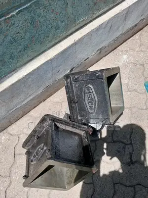 Concrete Cube Moulds/Form Guard
