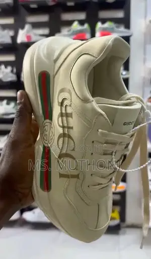 Gucci Rython Logo!!40-45!!