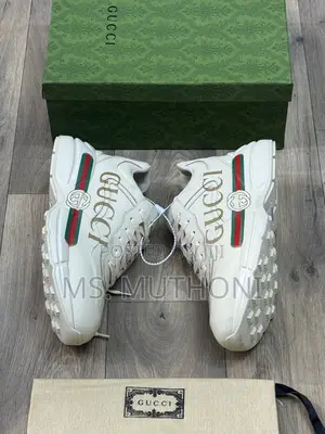 Gucci Rython Logo!!40-45!!