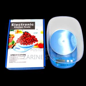 High Precision Electronic Kitchen Scale Measuring Upto 5kgs - main view