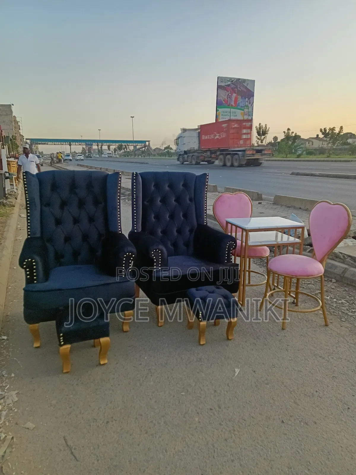Velvet Black Pedicure Seats and Pink Manicure Set, 