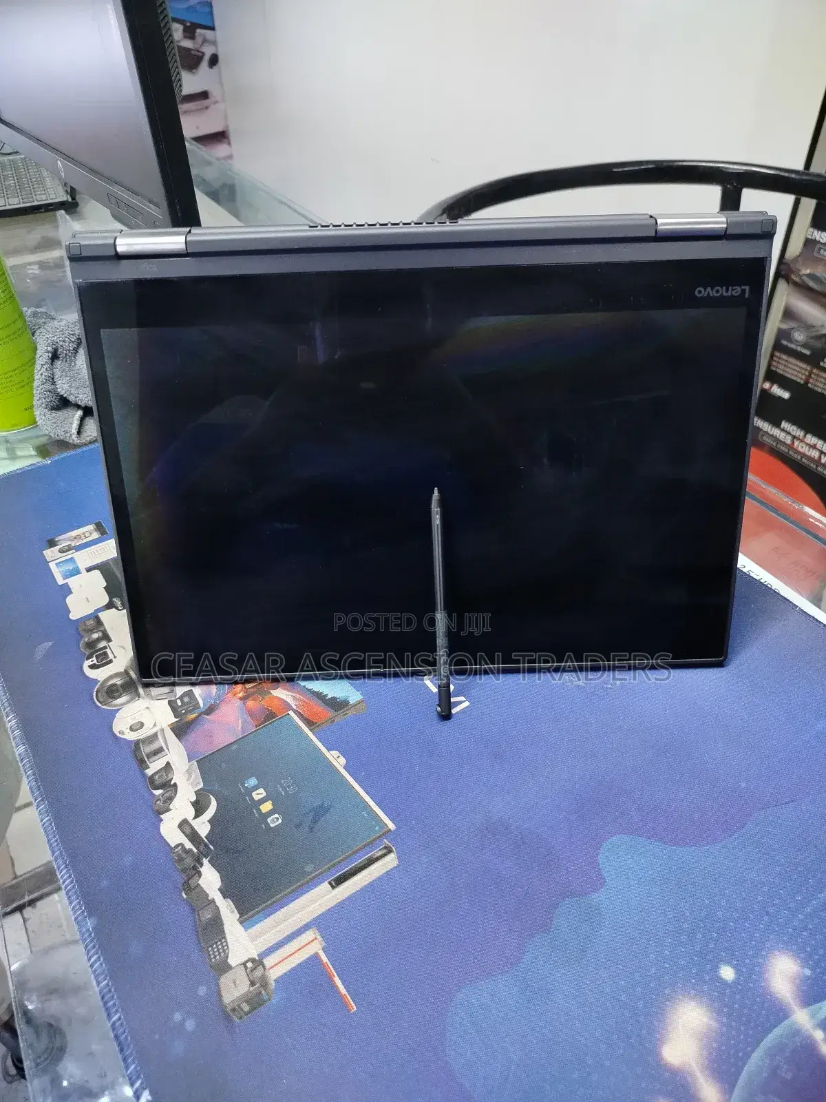 Laptop Lenovo ThinkPad X390 Yoga 8GB Intel Core I7 SSD 256GB