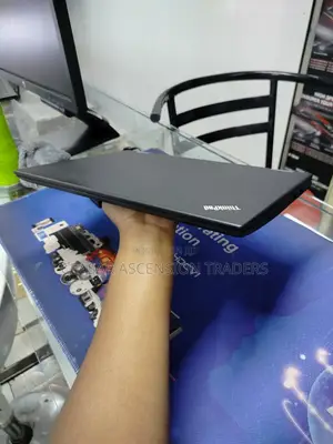 Laptop Lenovo ThinkPad X390 Yoga 8GB Intel Core I7 SSD 256GB