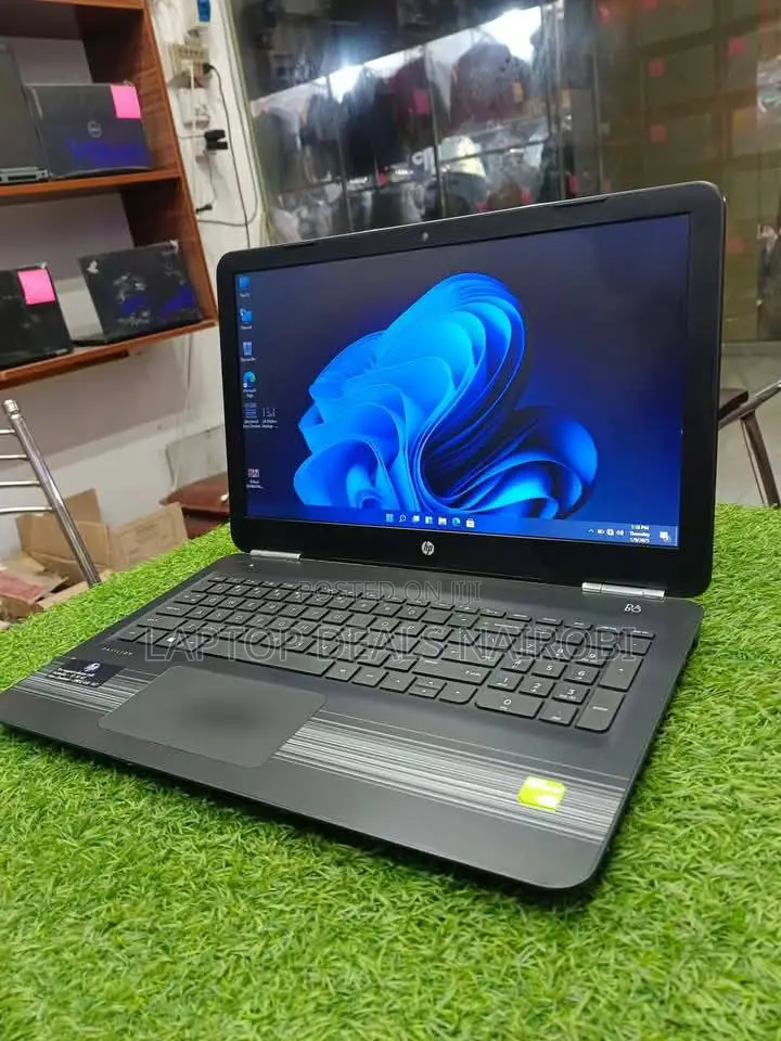 Laptop HP Pavilion 14 8GB AMD A10 SSD 256GB