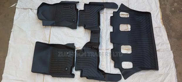 Prado 250 Custom Made Floor Mats