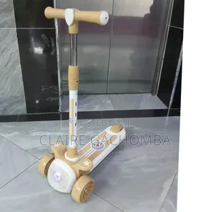 Adjustable Scooter 
With Melody/Light 
Available