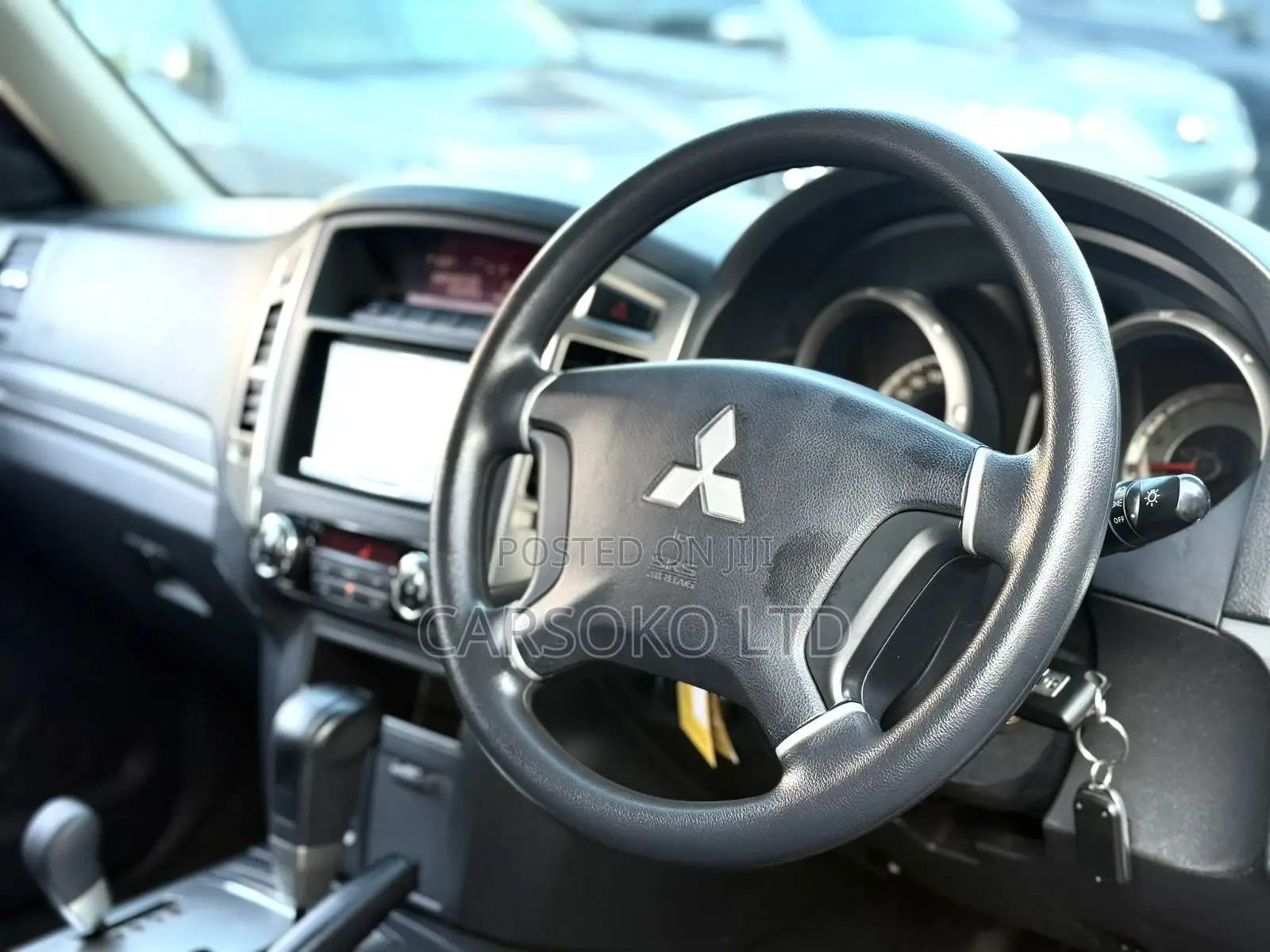 Mitsubishi Pajero V80 3.0 VR-I 2016 Silver