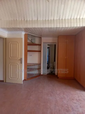 4bdrm Maisonette in South B for sale