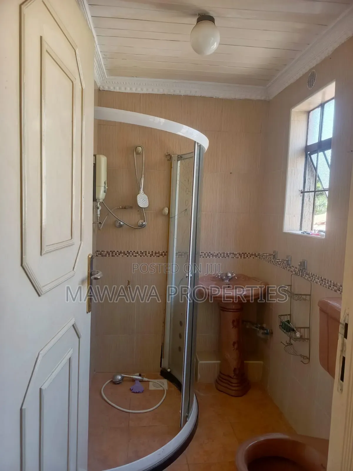 4bdrm Maisonette in South B for sale