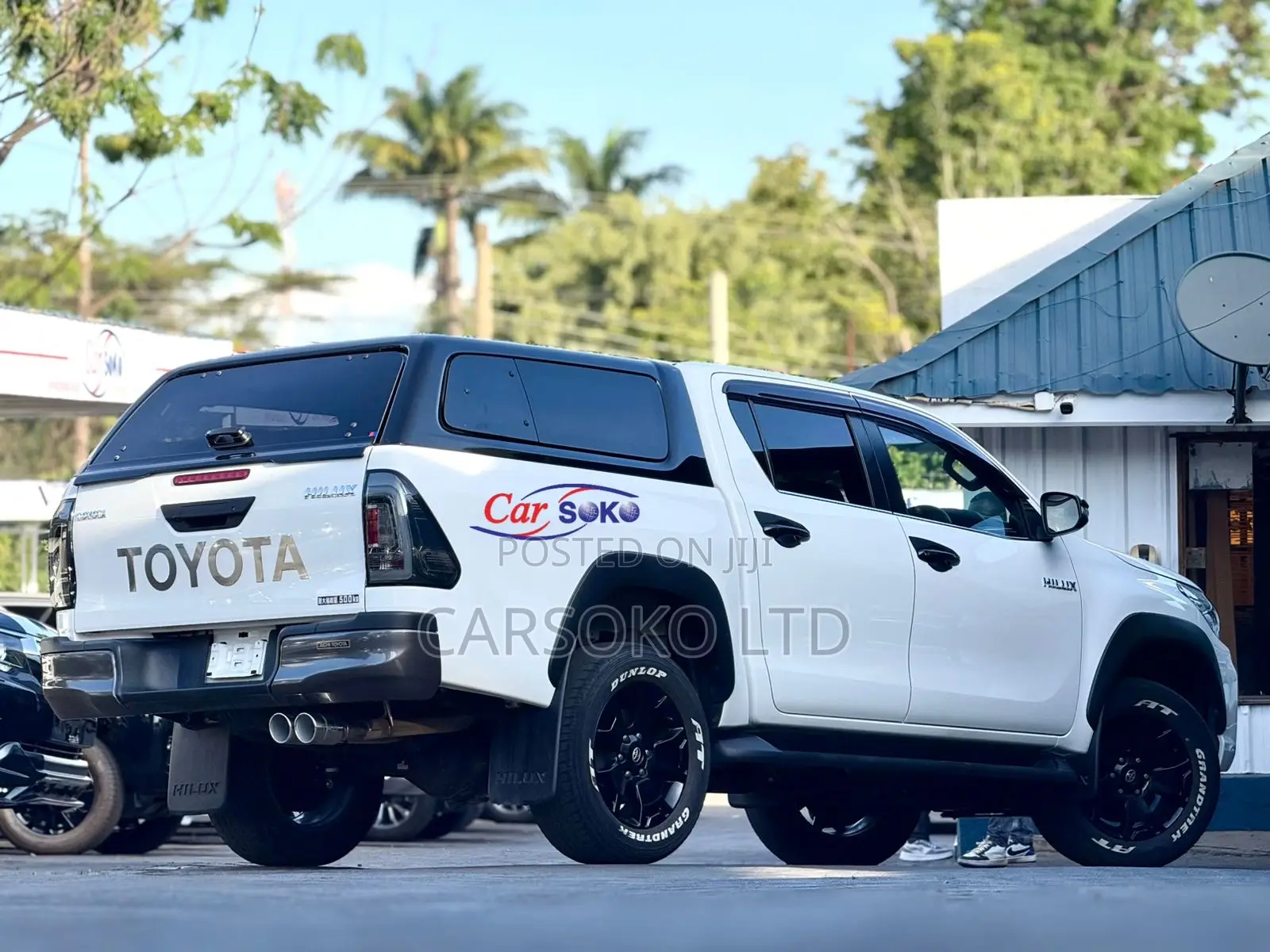 Toyota Hilux 2019 White