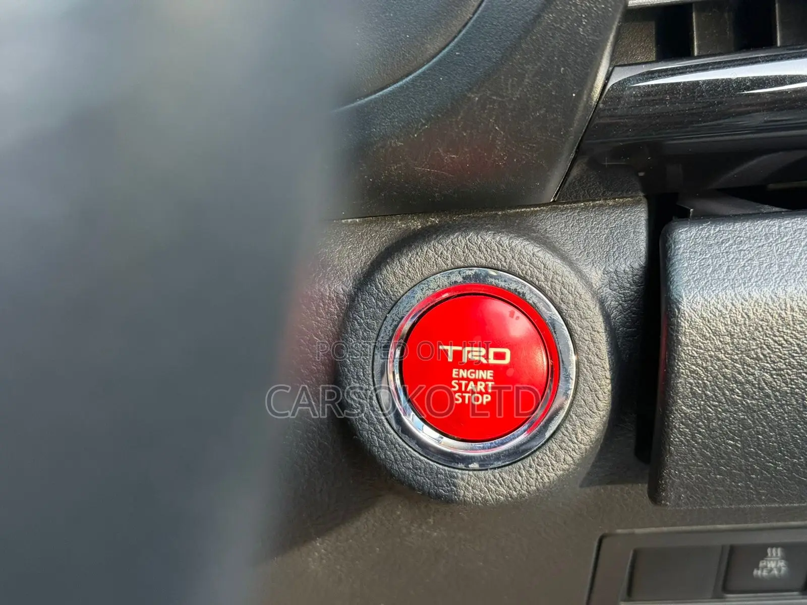 Toyota Hilux 2019 White