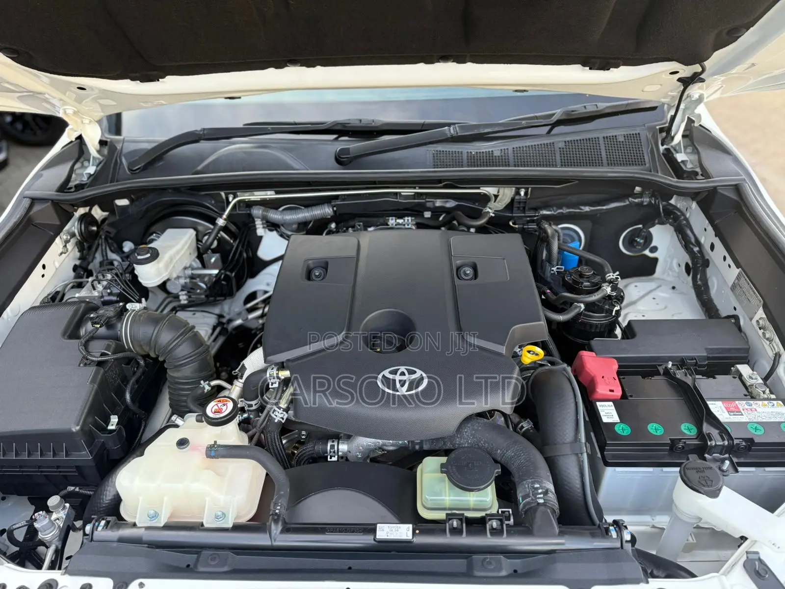 Toyota Hilux 2019 White