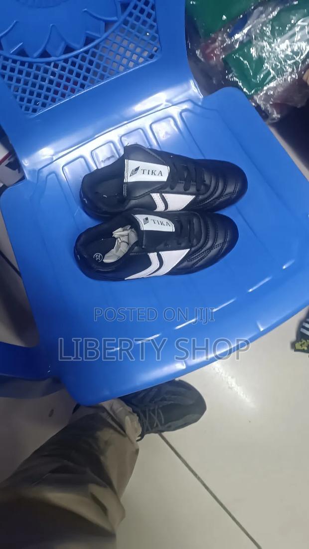 Kids Football Shoe