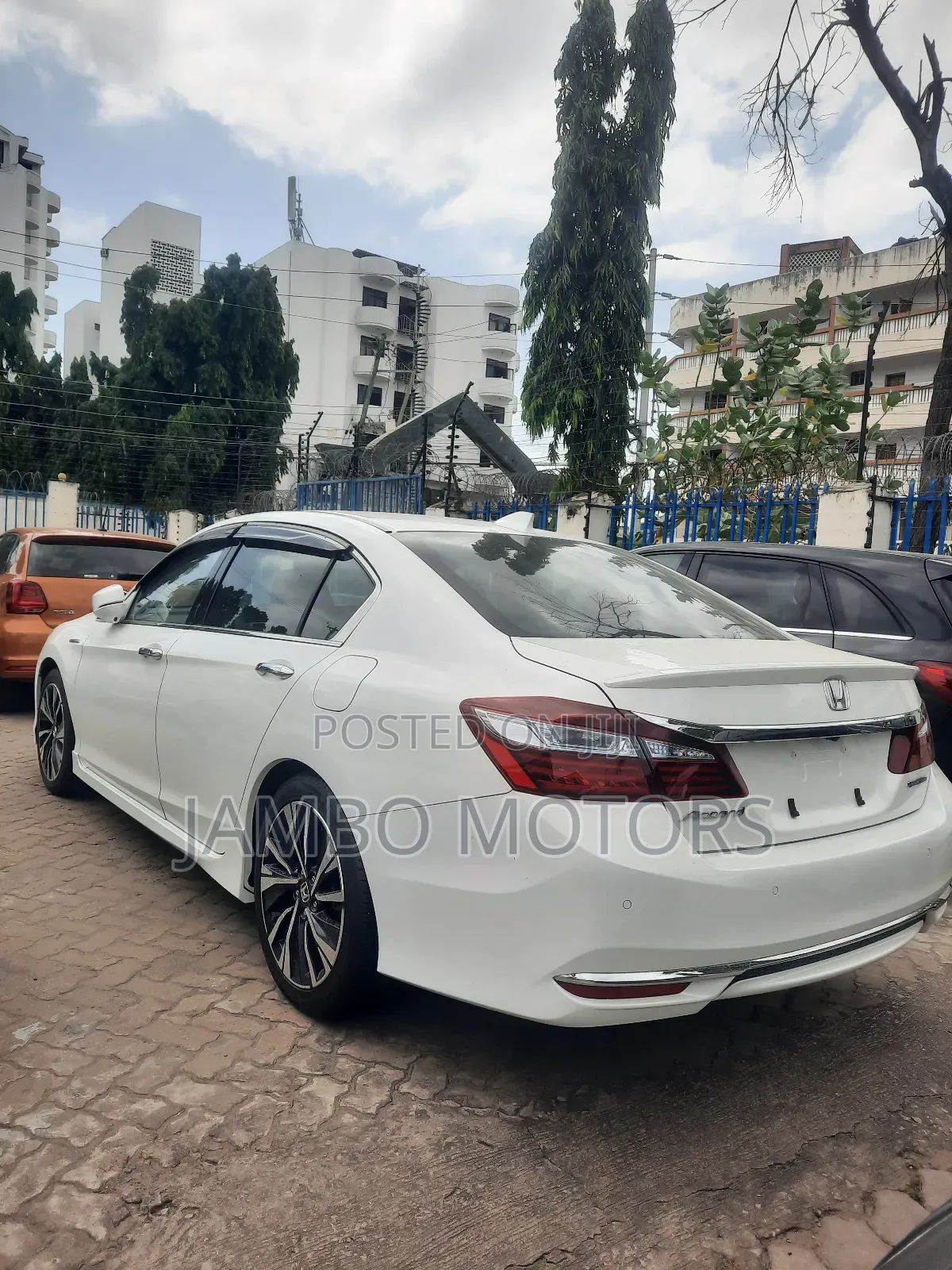 Honda Accord EX-L 2.0T 2018 White