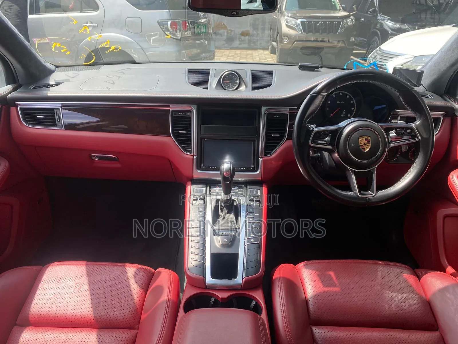 Porsche Macan 2016 Gray