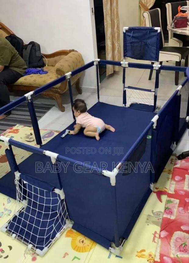 Rectangular Playpen Fence - main view