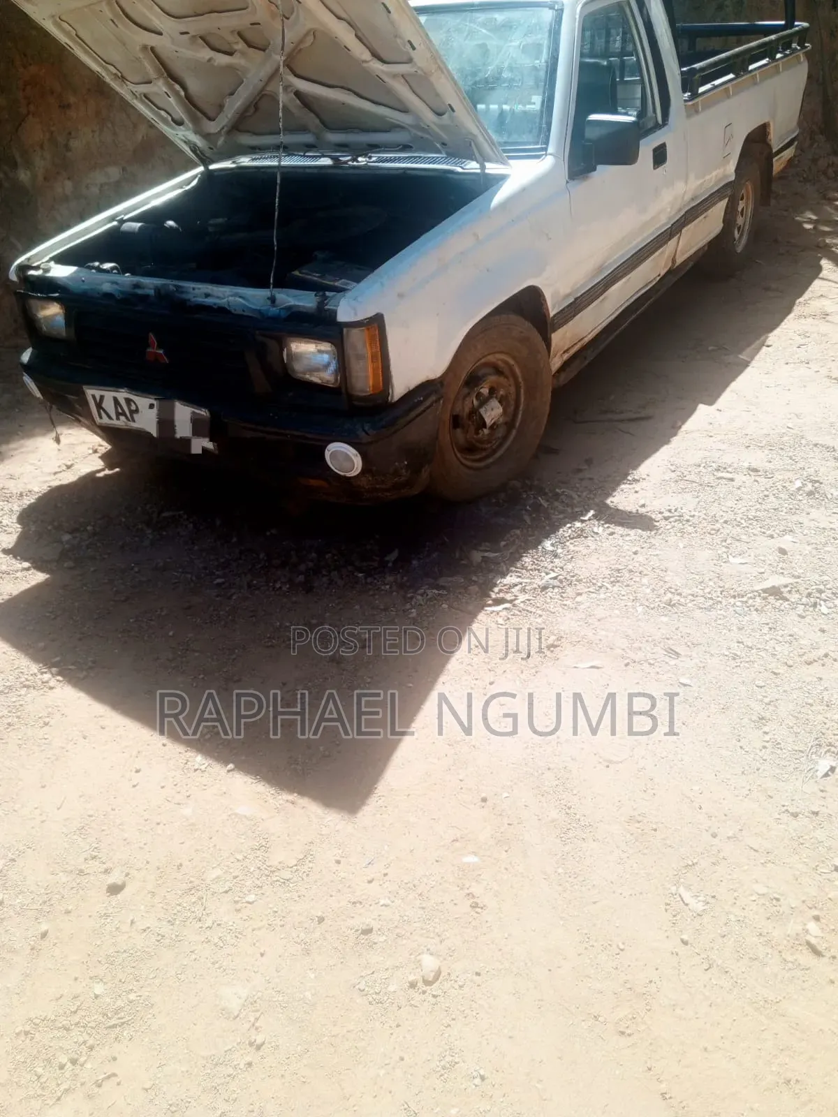 Mitsubishi L200 1997 White
