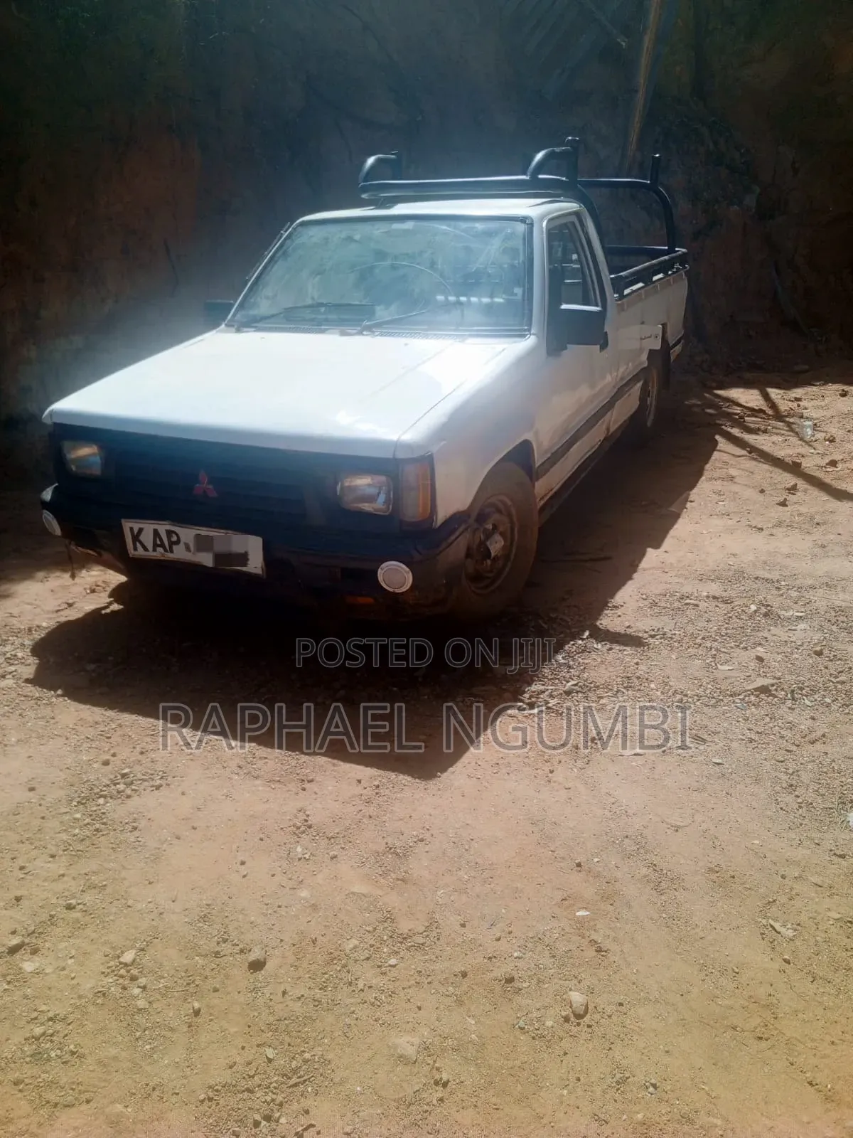 Mitsubishi L200 1997 White