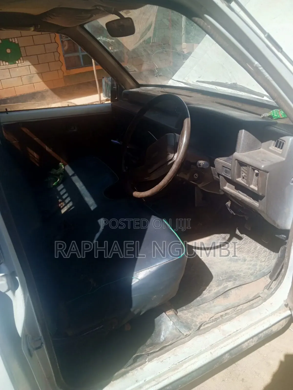 Mitsubishi L200 1997 White
