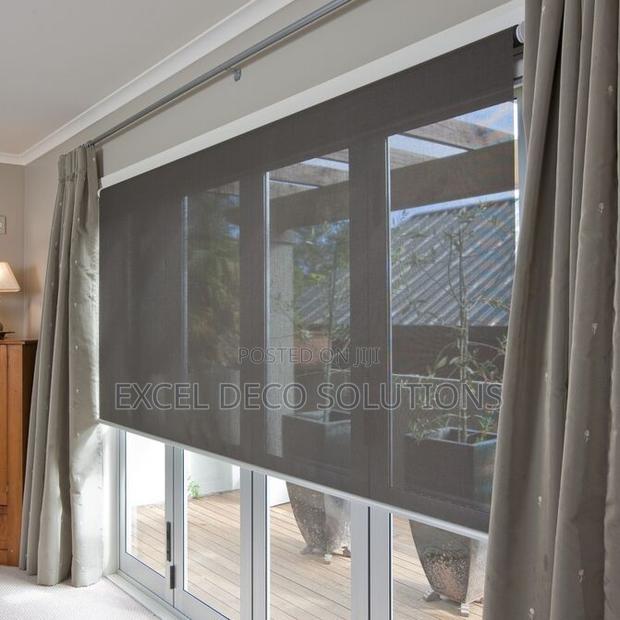 “Sun Protection That Looks Good Too- Sun Screen Roller Blind