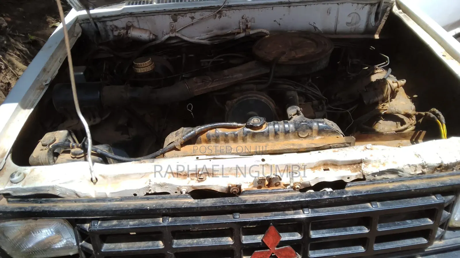 Mitsubishi L200 1998 White