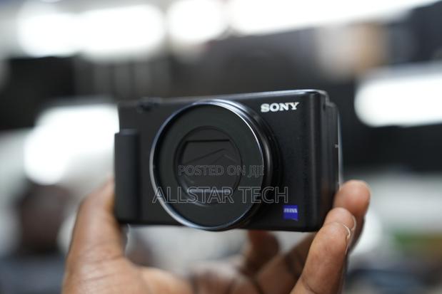 Sony ZV-1 Digital Camera With Accessory Kit (Black) - thumbnail 6
