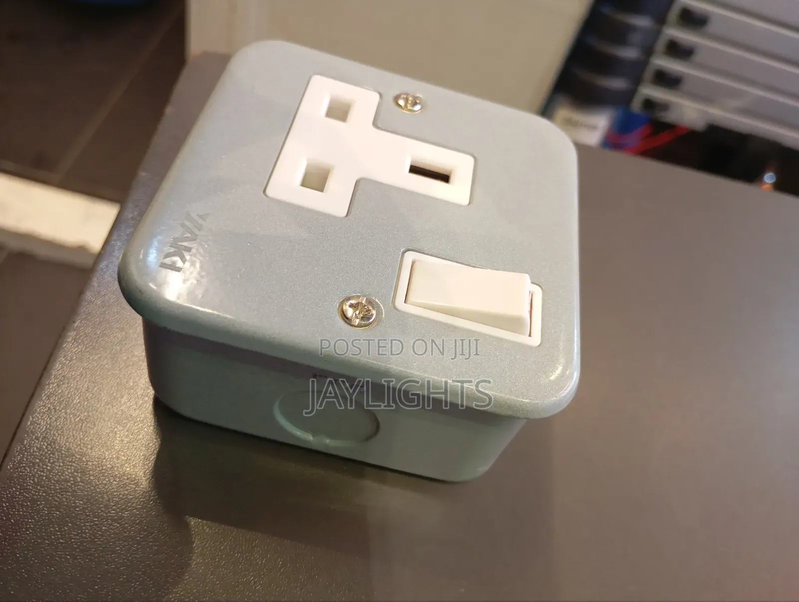 13A Single Electric Metallic Industri Switch Socket Box