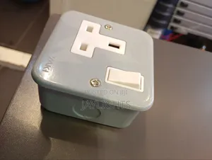 13A Single Electric Metallic Industri Switch Socket Box