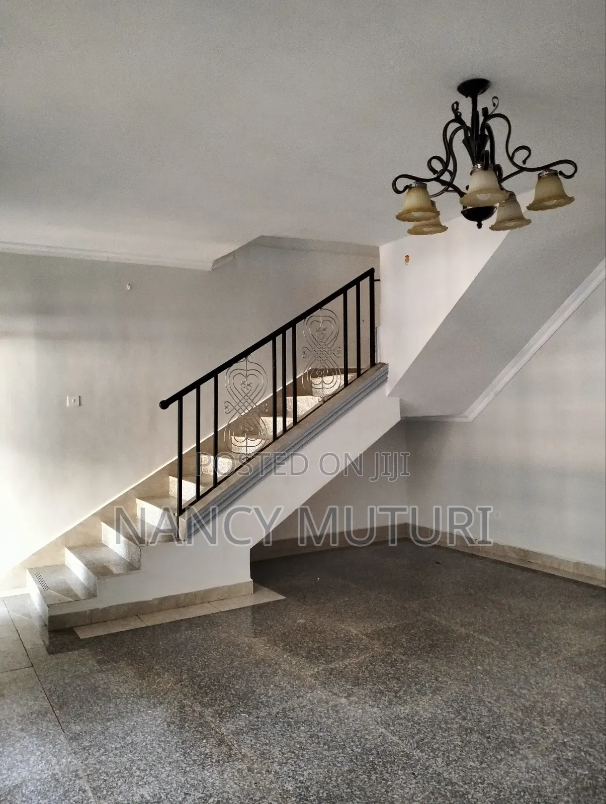 4bdrm Mansion in Banana, Ruaka for rent