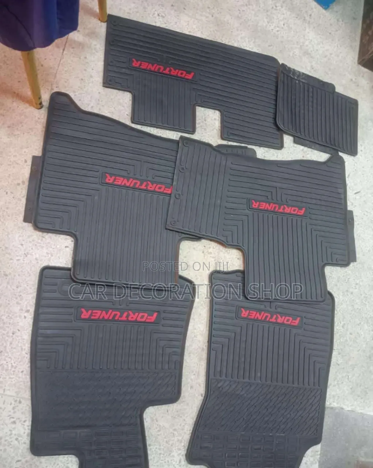 7 Seater Fortuner Floor Dust Carpet Branded Mats