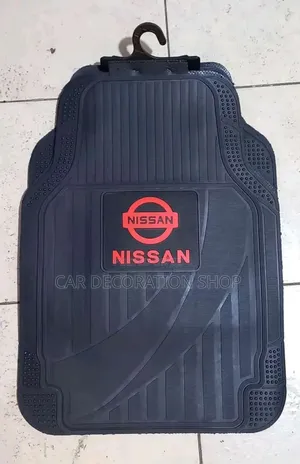 Black Nissan Dust Floor Mats