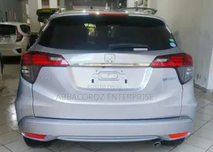 Honda Vezel 1.5 Hybrid 2WD 2018 Silver