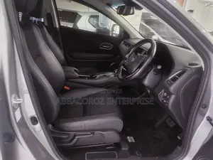 Honda Vezel 1.5 Hybrid 2WD 2018 Silver