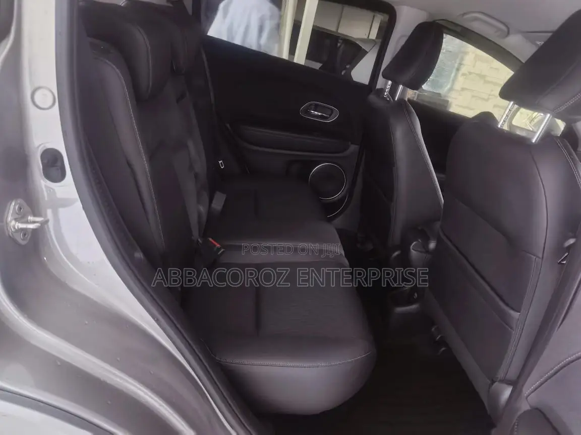 Honda Vezel 1.5 Hybrid 2WD 2018 Silver
