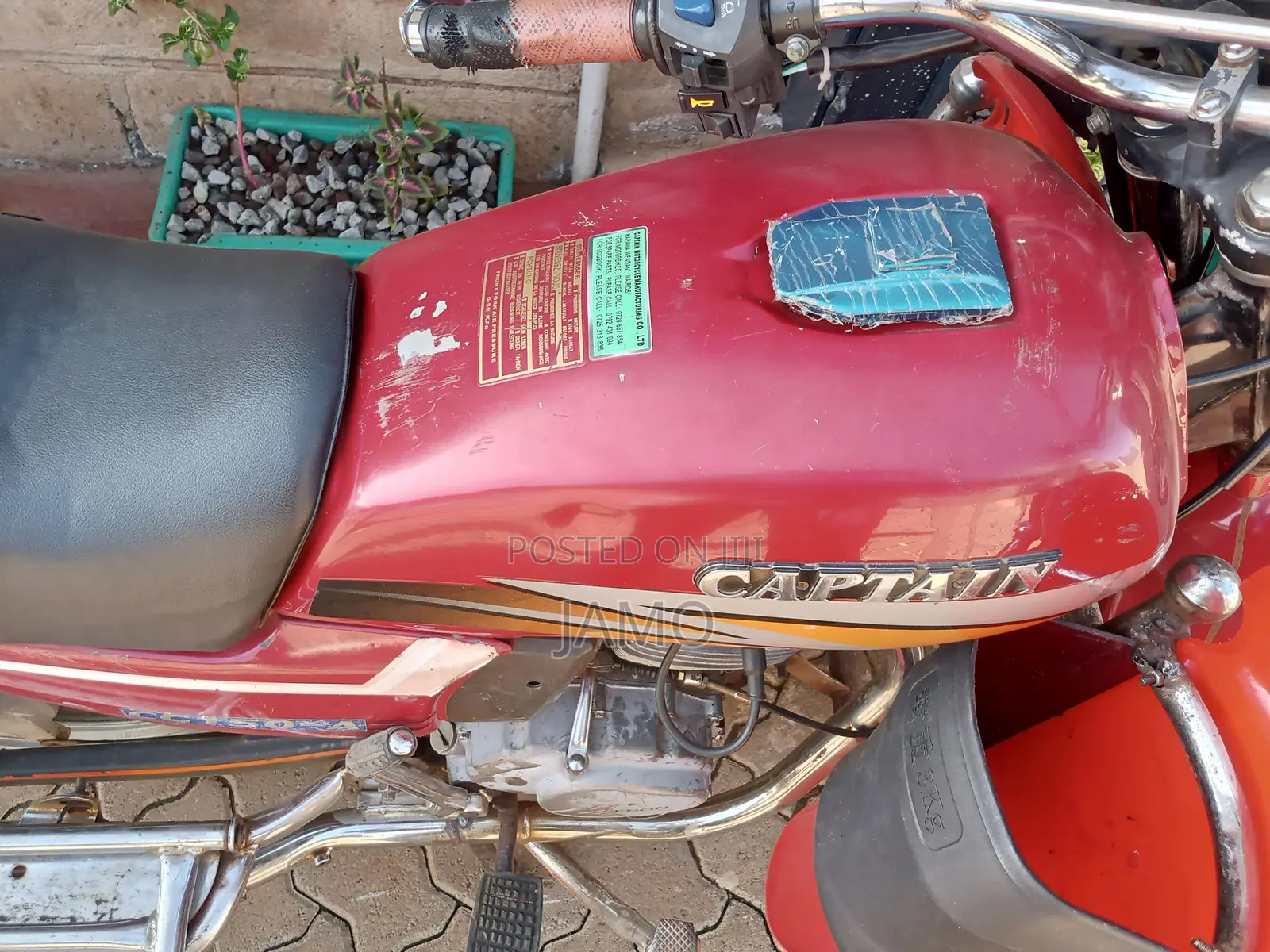 Captain CP150-10 2010 Red