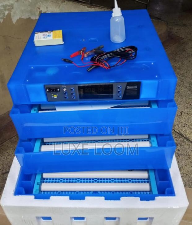 192eggs Automatic Incubator - main view