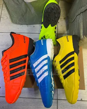 T90 Football Trainer Shoes, Afanda Trainers