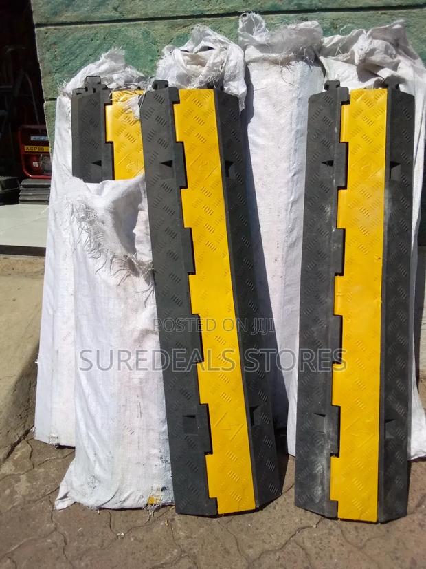 Cable Protector, Heavy Duty - thumbnail 2