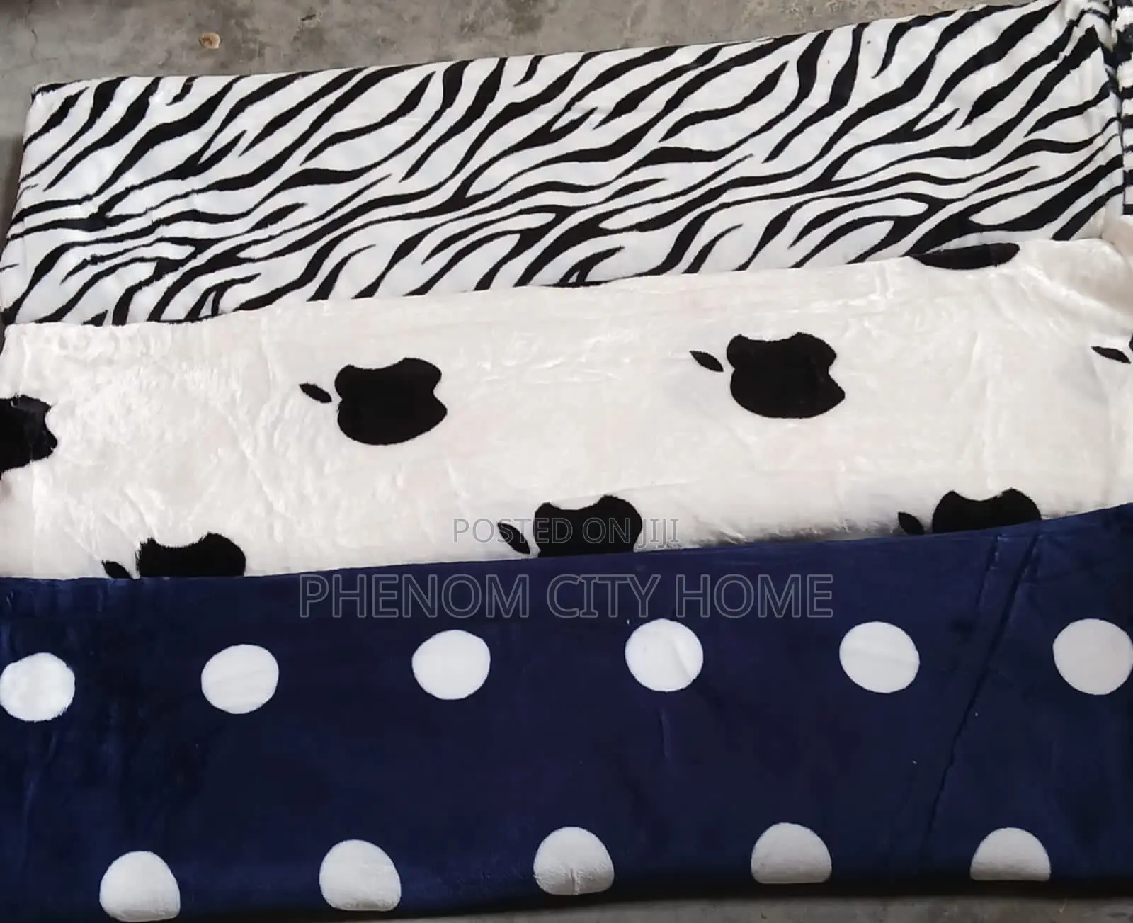 Plain Fleece Blankets Available